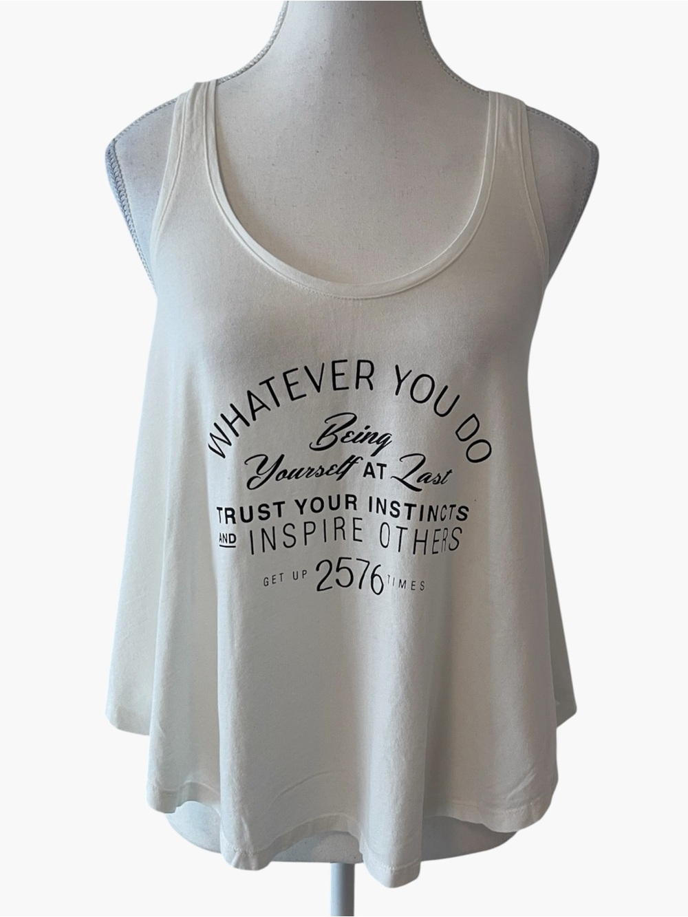 Zara White Scoop Neck Tank with Black Inspirational Print Size Small